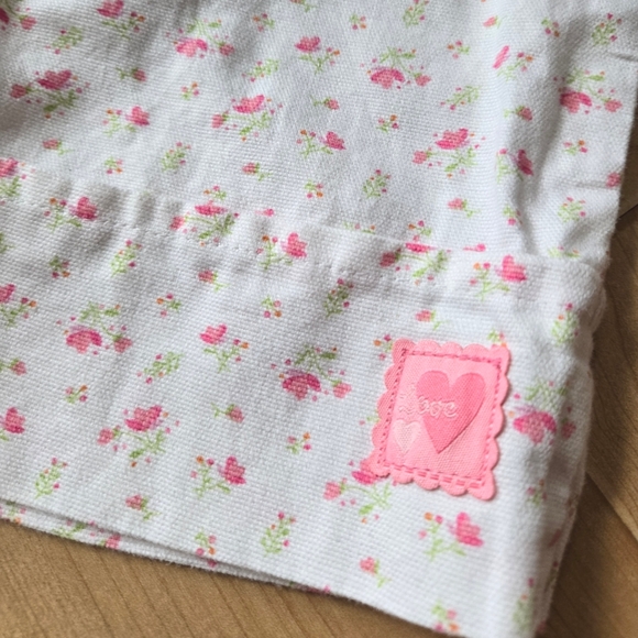 Vintage Y2K Disney white/pink dainty floral wide leg cropped pants - Picture 2 of 7